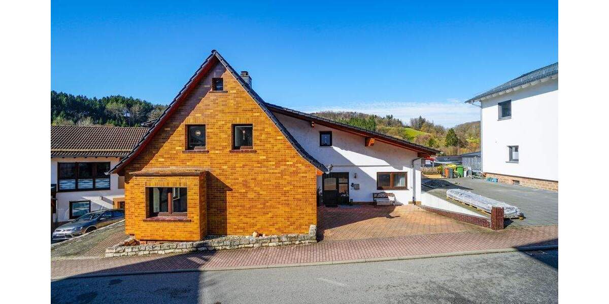 Mehrfamilienhaus, Wohnhaus Wald-Michelbach / Aschbach Aschbach - 6 Zimmer, 249 m&sup2;, 295.000&euro; | Angebot:25908763