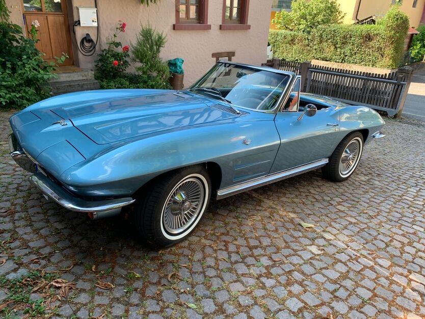 Corvette C2 54.300 km 71.900 € Mosbach 74821
