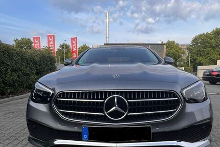 Mercedes E 220