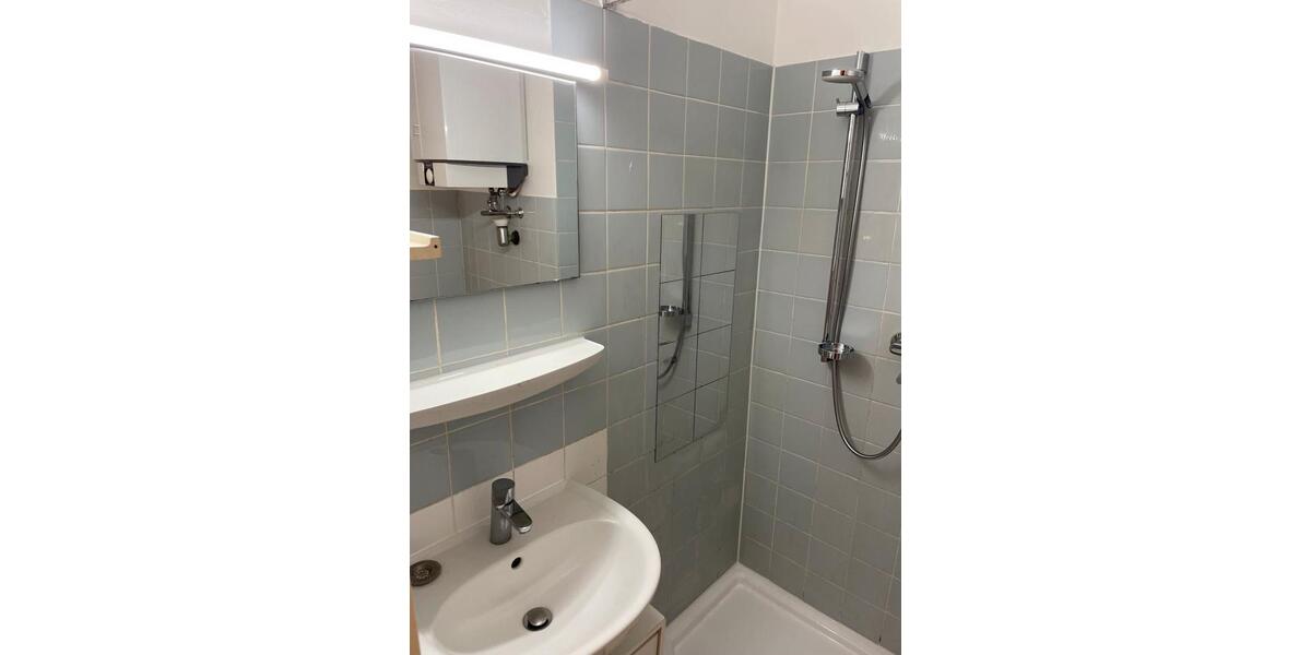 Etagenwohnung Heidelberg Neuenheim - 1 Zimmer, 30 m&sup2;, 560&euro; | Angebot:25239743