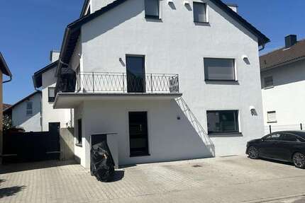 Wohnung Bad Schönborn - 3 Zimmer, 87 m&sup2;, 1.350&euro; | Angebot:26394852