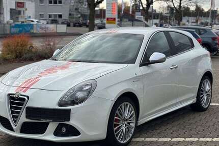 Alfa Romeo Giulietta 120.000 km 12.990 € Östringen 76684