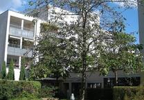 2-Zimmer-SeniorenWohnung mit Terrasse im repräsentativen Lilienpalais