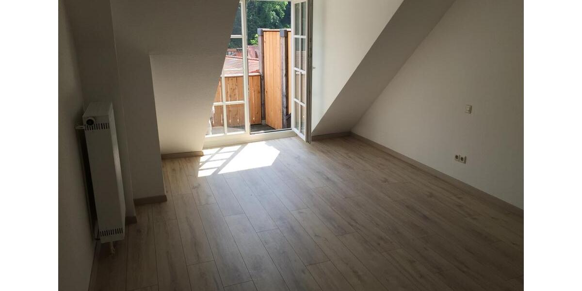 Dachgeschoßwohnung Weinheim - 2 Zimmer, 70 m&sup2;, 249.000&euro; | Angebot:27143503