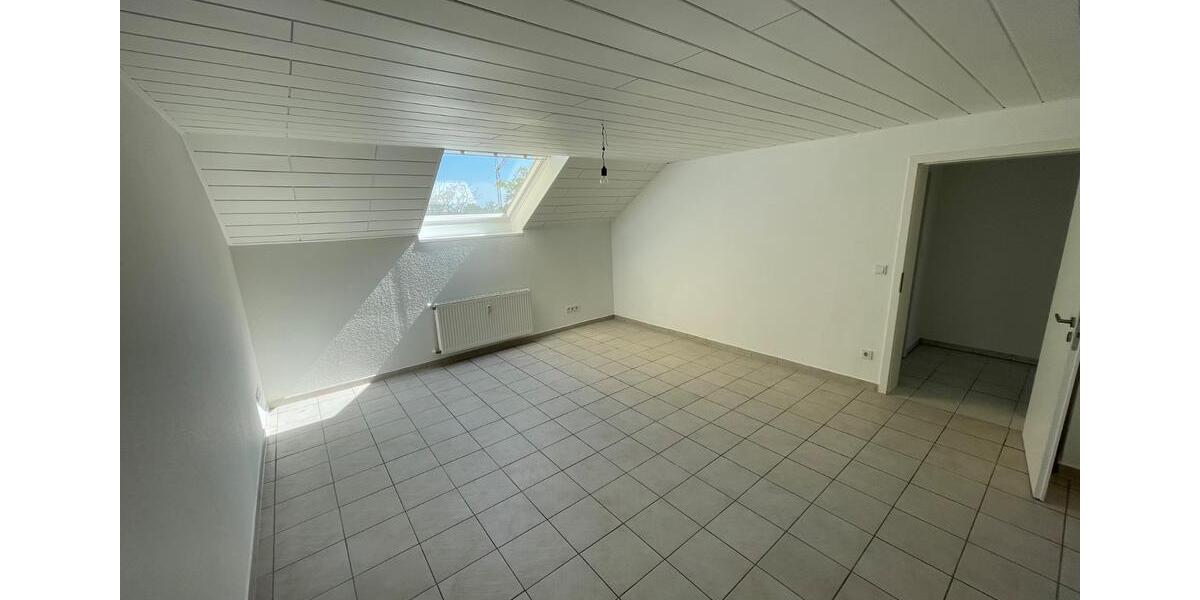 Etagenwohnung Hockenheim - 3 Zimmer, 77 m&sup2;, 239.000&euro; | Angebot:27003096