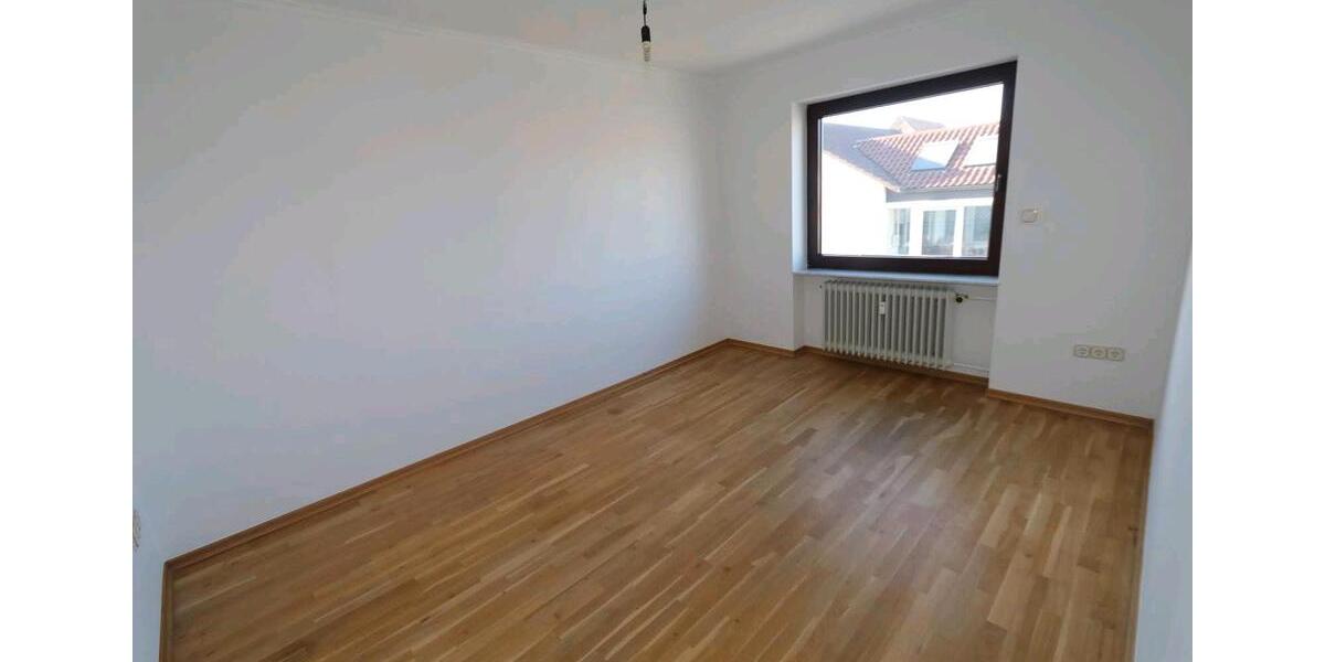 Etagenwohnung Ludwigshafen am Rhein Ludwigshafen-Oggersheim - 3 Zimmer, 85 m&sup2;, 1.300&euro; | Angebot:26197786