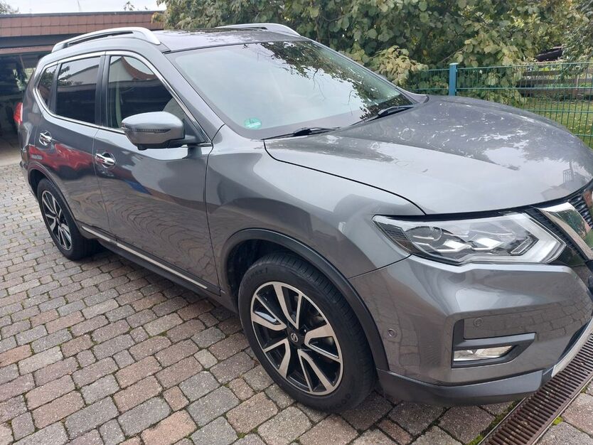Nissan X-Trail 104.000 km 19.800 € Leimen 69181