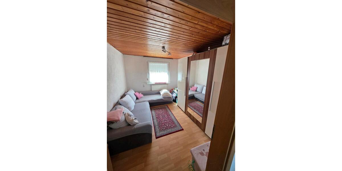 Einfamilienhaus Östringen - 5 Zimmer, 125 m&sup2;, 1.230&euro; | Angebot:26070725