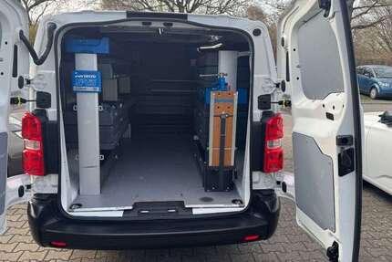 Opel Vivaro 104.900 km 15.800 &euro; Hockenheim 68766