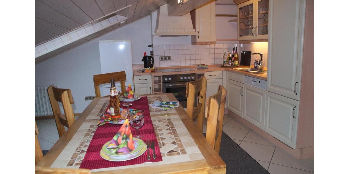 Dachgeschoßwohnung Bad Schönborn - 4 Zimmer, 110 m&sup2;, 1.100&euro; | Angebot:26478725