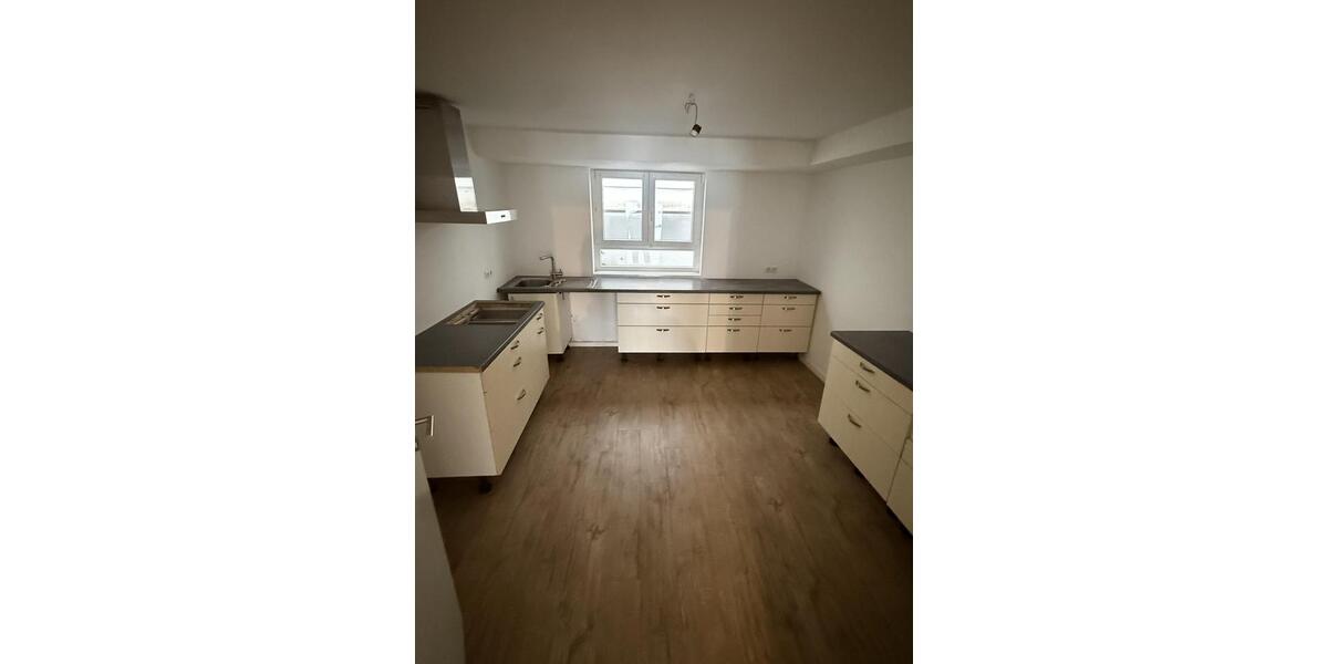 Schöne 3 Zimmer Wohnung mit Terasse und Garten in Limburgerhof 3 zimmer