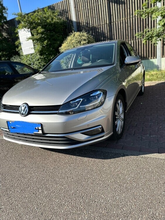 VW Golf 76.200 km 24.100 € Mannheim 68159