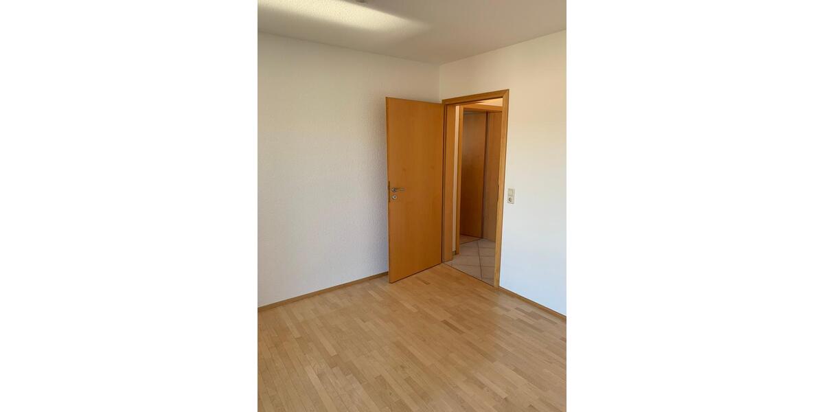 Etagenwohnung Eberbach - 3 Zimmer, 75 m&sup2;, 250.000&euro; | Angebot:24541885