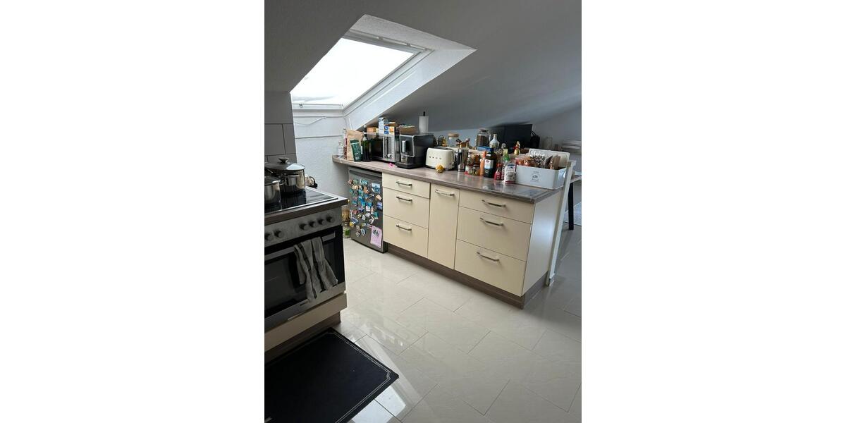Dachgeschoßwohnung Hockenheim - 2.5 Zimmer, 59 m&sup2;, 650&euro; | Angebot:26600791