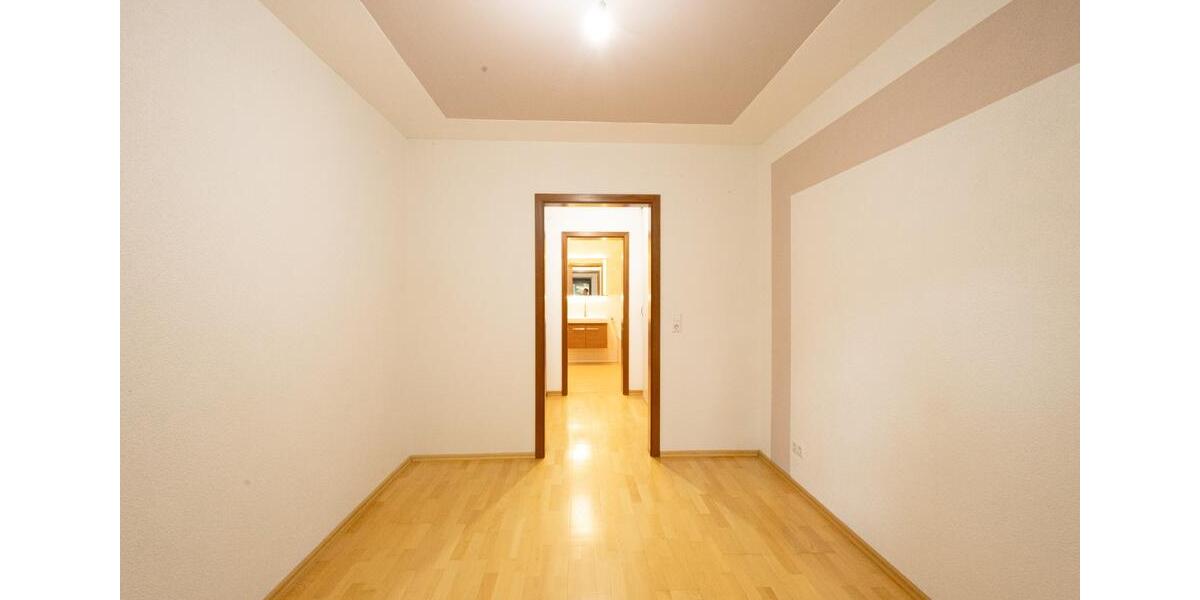 Etagenwohnung Schriesheim - 2.5 Zimmer, 68 m&sup2;, 269.000&euro; | Angebot:27083410
