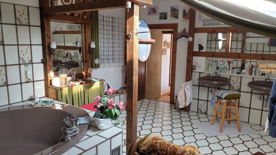 Provisionsfrei* Freist. Einfamilienhaus begehrte Lage, Bj. 196780, ca. 215 qm, 604 qm, Wintergarten - Einfamilienhaus Wiesoch | Angebot:27079554