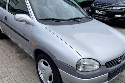 Opel Corsa 125.900 km 1.990 &euro; Sinsheim 74889