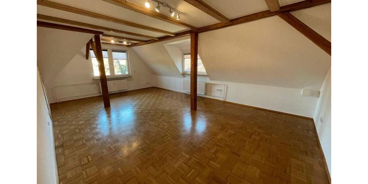 Dachgeschoßwohnung Eberbach - 2.5 Zimmer, 99 m&sup2;, 199.000&euro; | Angebot:26705696