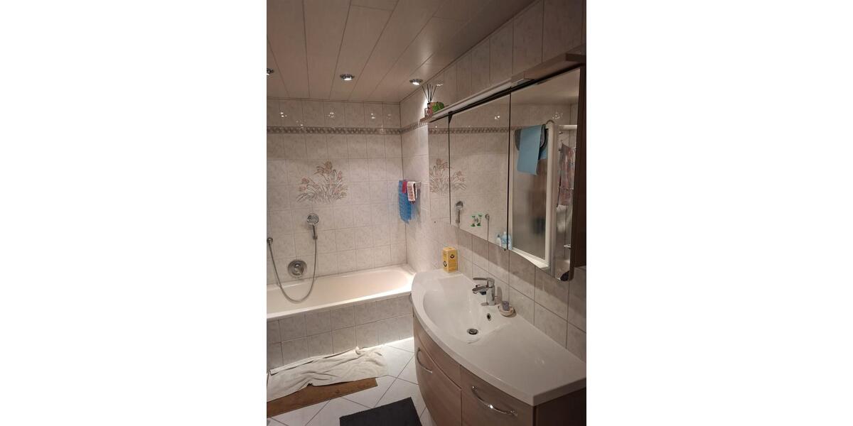 Etagenwohnung Otterstadt - 5 Zimmer, 140 m&sup2;, 372.000&euro; | Angebot:26877268