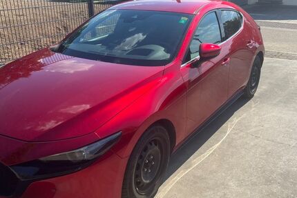 Mazda 3 96.000 km 17.600 € Sinsheim 74889