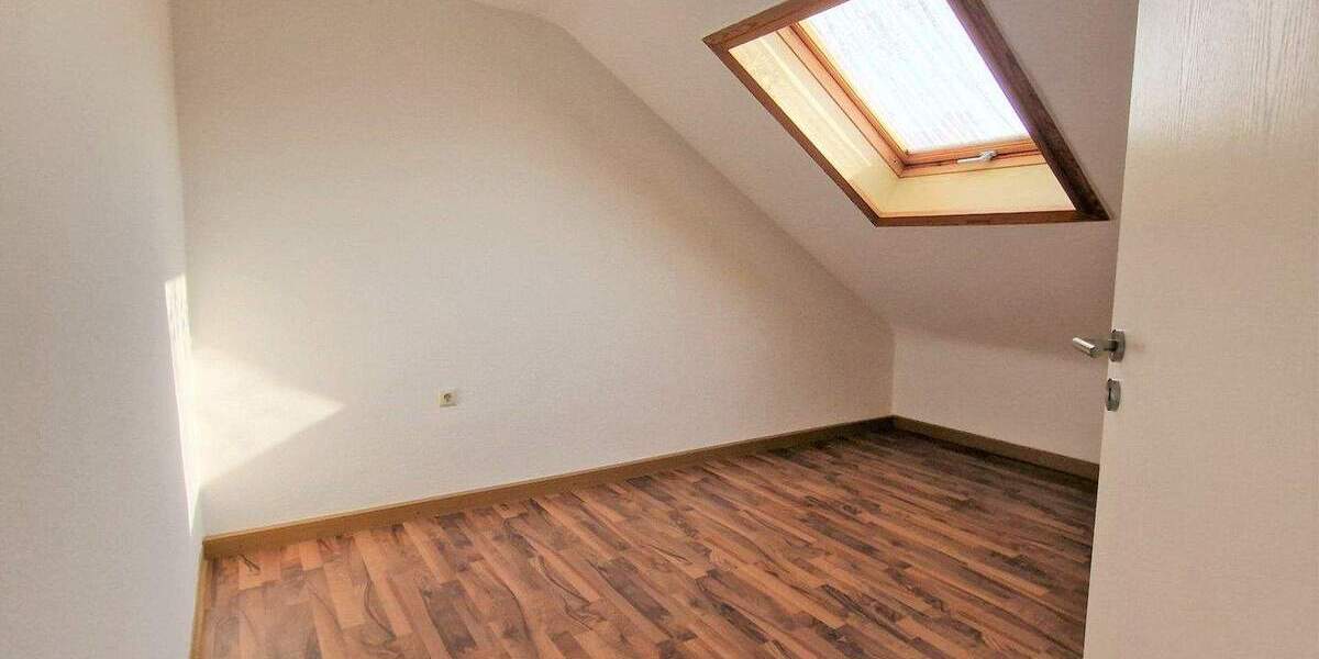 Etagenwohnung Mannheim Neckarau - 2 Zimmer, 53 m&sup2;, 570&euro; | Angebot:25532492