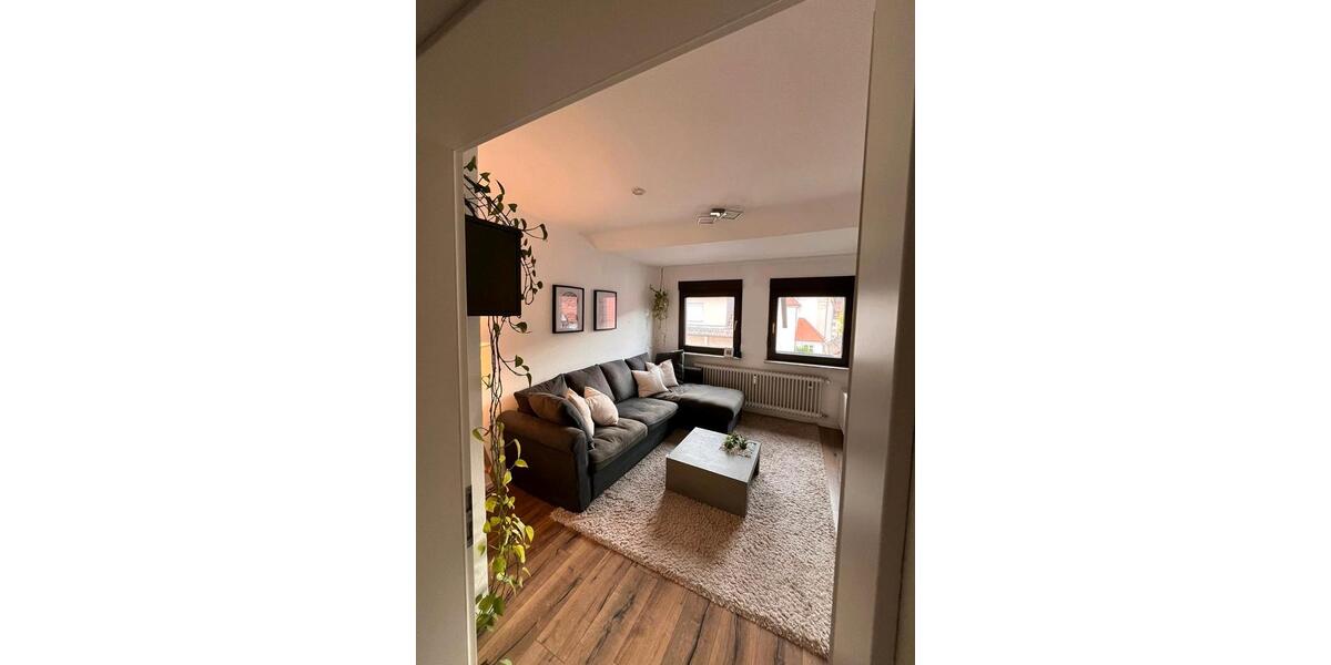 Dachgeschoßwohnung Schriesheim - 4 Zimmer, 86 m&sup2;, 1.100&euro; | Angebot:26286468