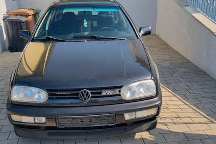 VW Golf 171.000 km 18.990 &euro; sinsheim 74889