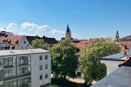 Außerordentliche WohnungLoftstyle Altstadt DG von privat