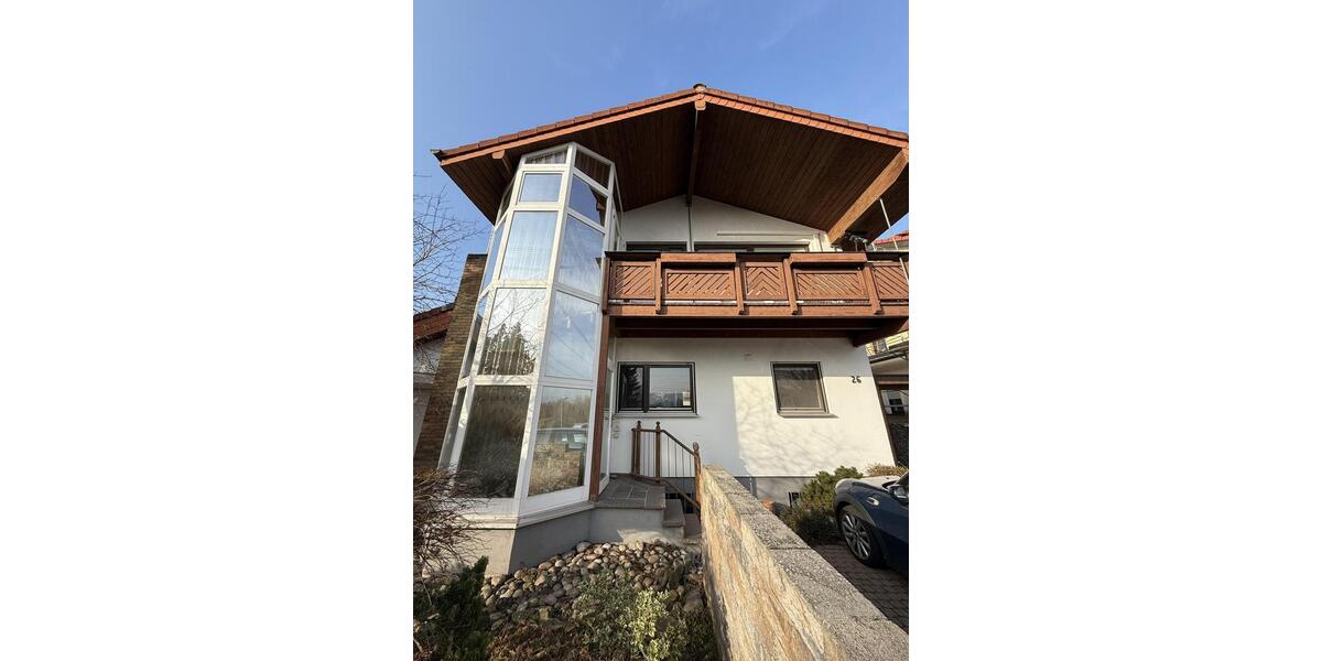 Dachgeschoßwohnung Leimen - 3 Zimmer, 92 m&sup2;, 1.200&euro; | Angebot:26167355