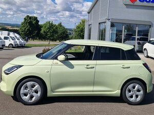 Suzuki Swift 1.2 Hybrid CVT Comfort 6 Jahre Garantie 2.500 km 21.850 &euro; Obrigheim-Asbach 74847
