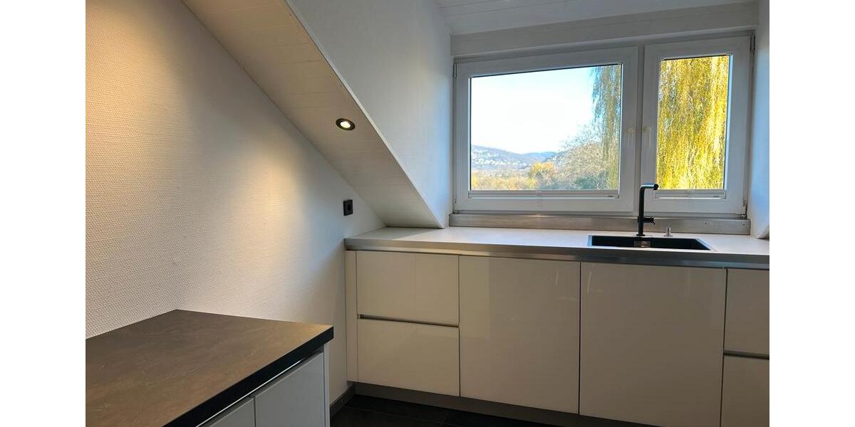 Dachgeschoßwohnung Ladenburg - 4 Zimmer, 108 m&sup2;, 546.000&euro; | Angebot:25099574