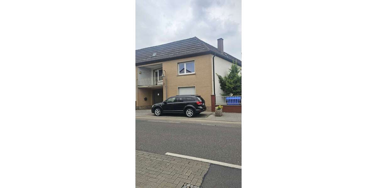 Einfamilienhaus Ludwigshafen am Rhein Ludwigshafen-Oggersheim - 6 Zimmer, 160 m&sup2;, 1.800&euro; | Angebot:26905306