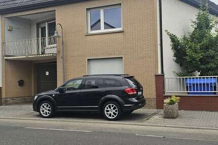 Haus Ludwigshafen am Rhein Ludwigshafen-Oggersheim - 6 Zimmer, 160 m&sup2;, 1.800&euro; | Angebot:26905306
