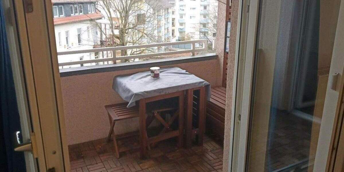 Charmante 2,5 Zimmer-Wohnung mit großer Wohnküche & Balkon (4. OG) Lu-Süd 2 zimmer