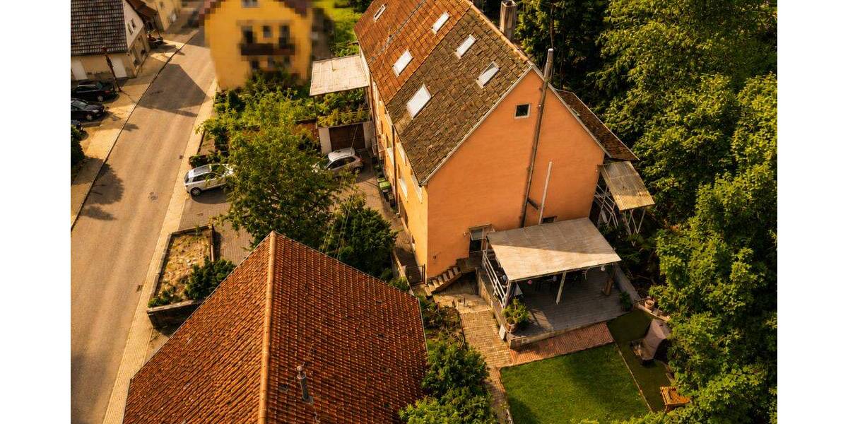 Einfamilienhaus Sinsheim / Waldangelloch Waldangelloch - 9 Zimmer, 249 m&sup2;, 299.000&euro; | Angebot:26862718