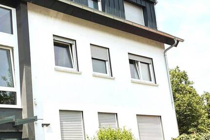 Eine Top-sanierte Wohnung kaufen und zwei Wohnungen bekommen! 4 zimmer