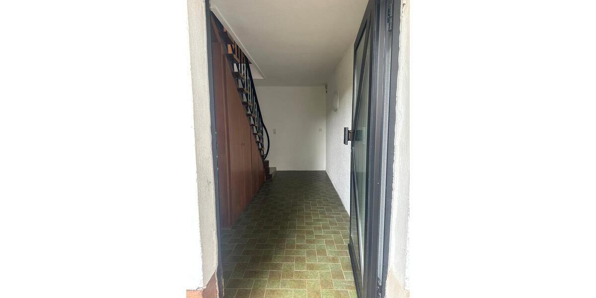 Etagenwohnung Viernheim - 4 Zimmer, 120 m&sup2;, 1.200&euro; | Angebot:26365809