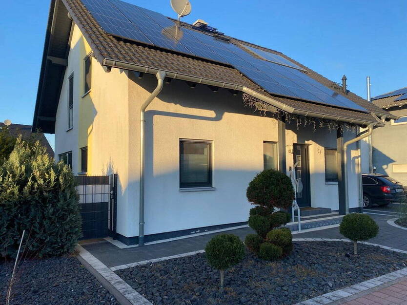 Modernes Einfamilienhaus in naturnaher Lage von Bürstadt - ideal für Familien