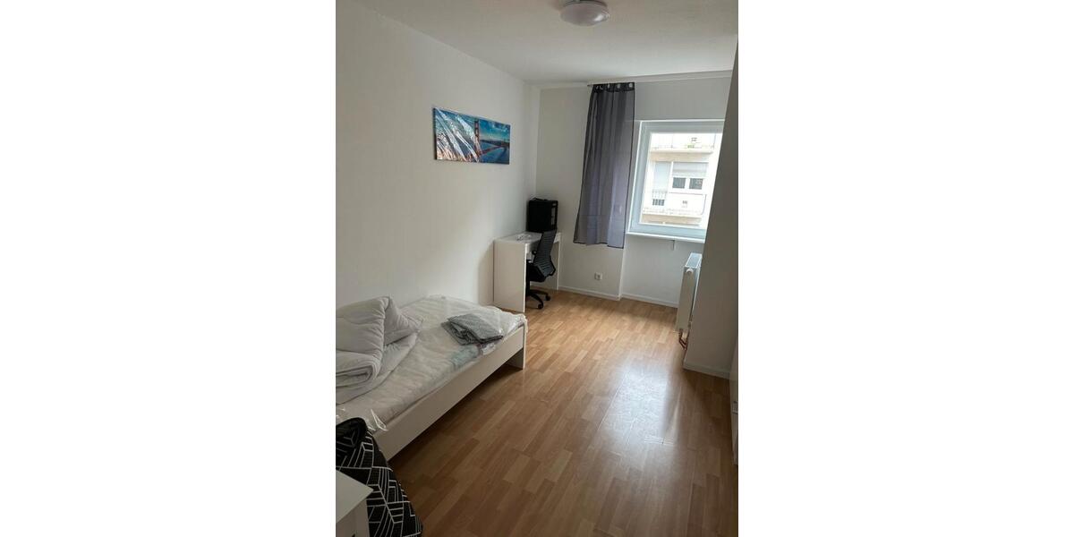 Etagenwohnung Mannheim Rheinau - 4 Zimmer, 14 m&sup2;, 450&euro; | Angebot:26211095