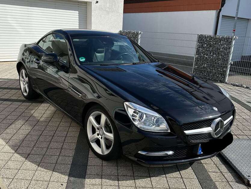 Mercedes-Benz SLK 250 146.000 km 19.800 € Ketsch 68775