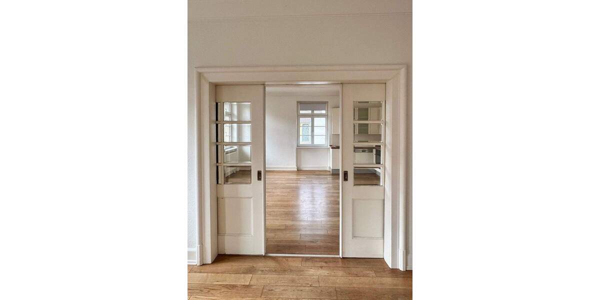 Etagenwohnung Ladenburg - 5 Zimmer, 160 m&sup2;, 2.100&euro; | Angebot:25073346