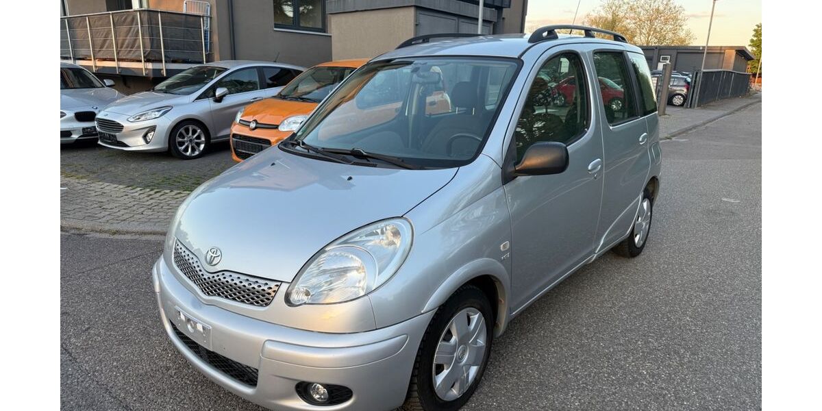 Toyota Yaris 133.400 km 4.999 &euro; Kronau 76709