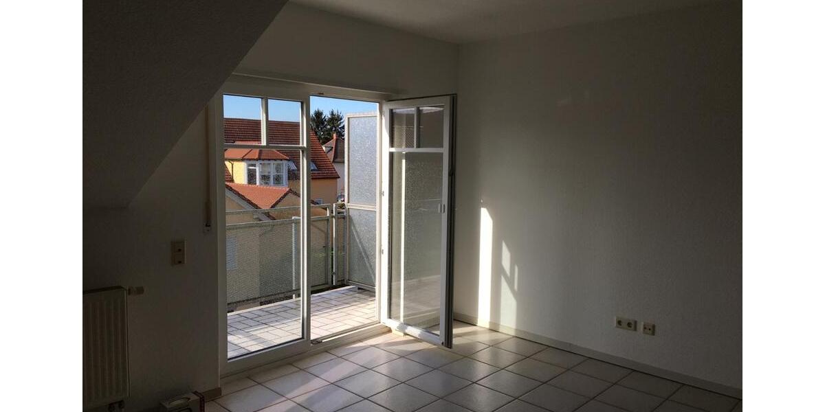 Dachgeschoßwohnung Ludwigshafen am Rhein Edigheim - 2 Zimmer, 54 m&sup2;, 695&euro; | Angebot:25422686