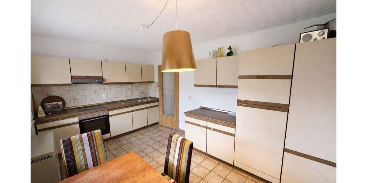 Einfamilienhaus Sinsheim / Hasselbach Hasselbach - 7 Zimmer, 266 m&sup2;, 479.000&euro; | Angebot:25693243