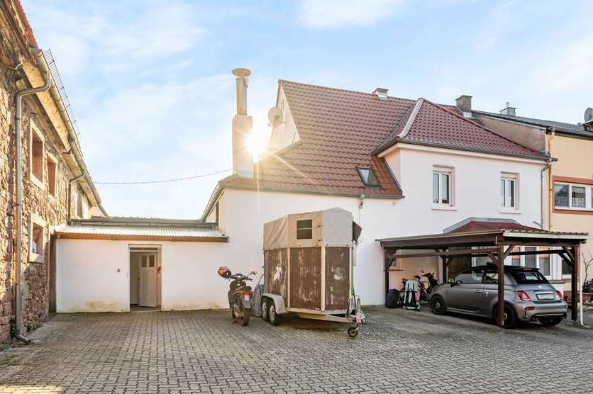 Haus zum Kaufen in Römerberg 349.900 € 235 m²