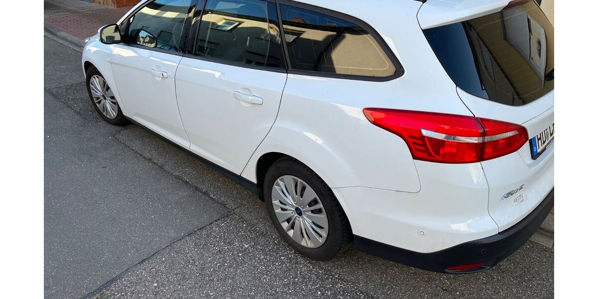 Ford Focus 170.256 km 7.900 &euro; Hockenheim 68766