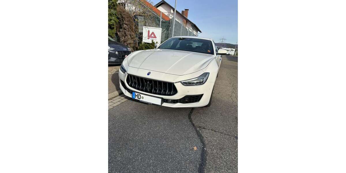 Maserati Ghibli 31.500 km 49.900 € Sandhaueen 69207
