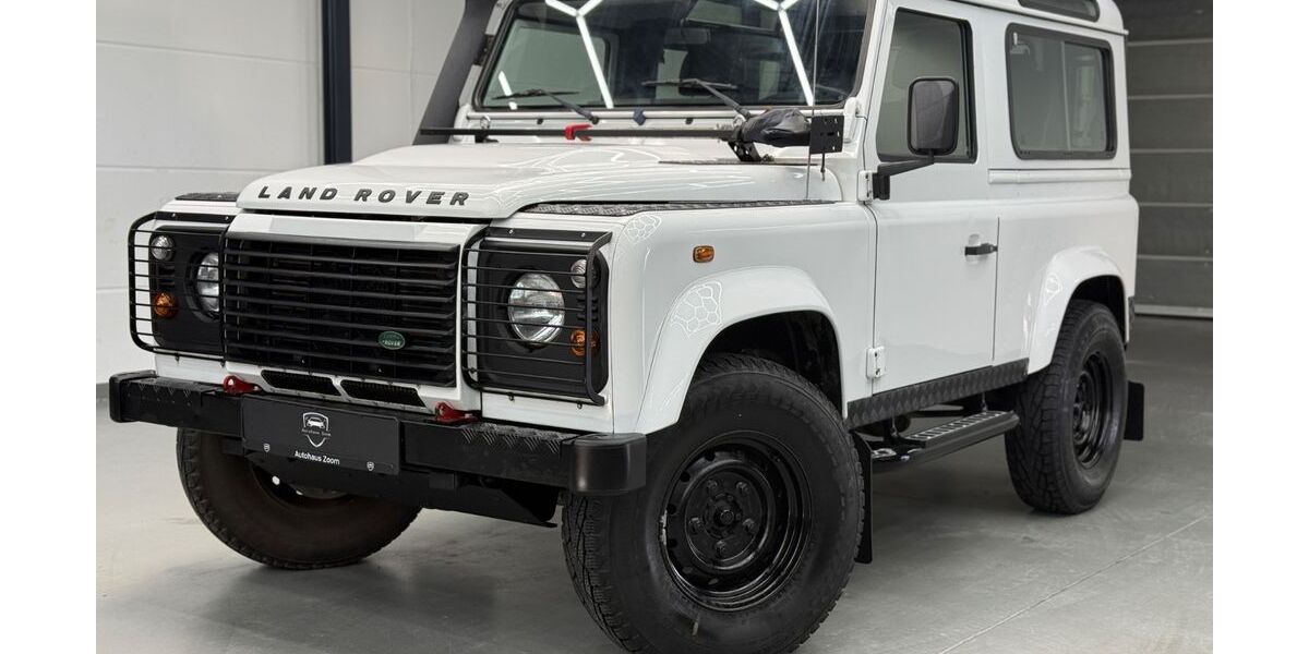 Land Rover Defender 161.150 km 34.480 &euro; Sinsheim 74889