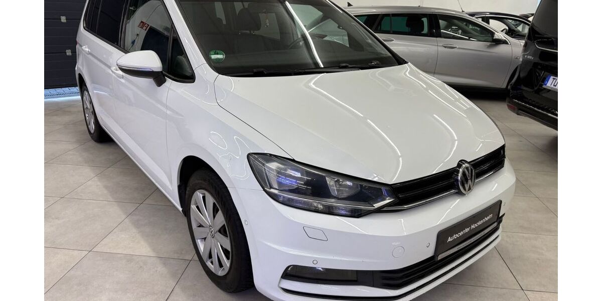 VW Touran 473.492 km 5.990 &euro; Hockenheim 68766