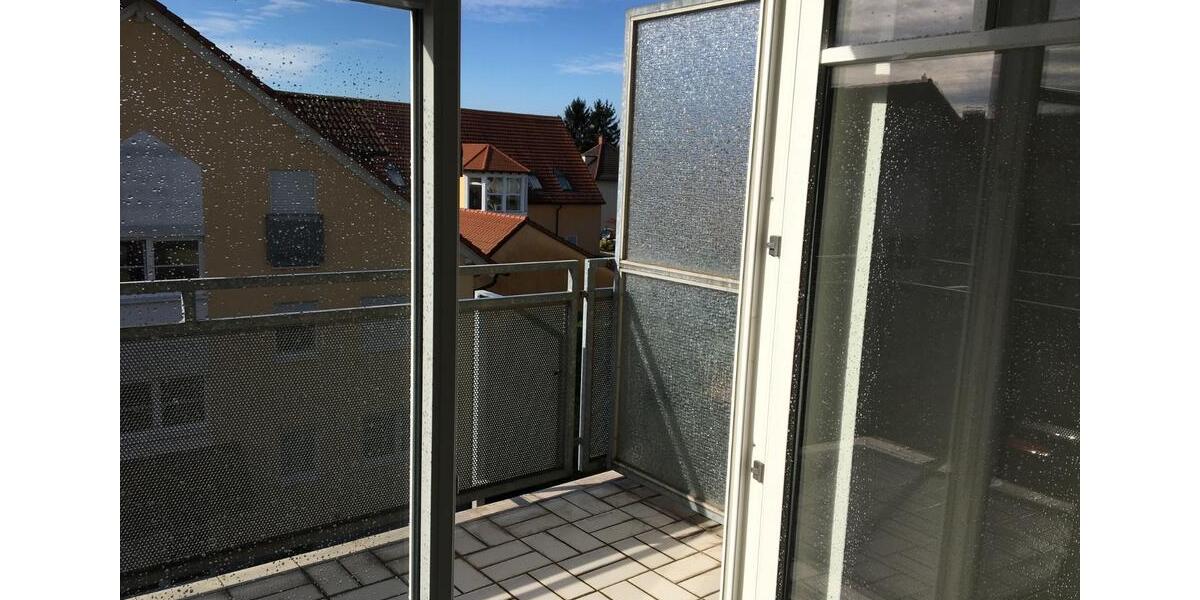 Dachgeschoßwohnung Ludwigshafen am Rhein Edigheim - 2 Zimmer, 54 m&sup2;, 695&euro; | Angebot:24689451